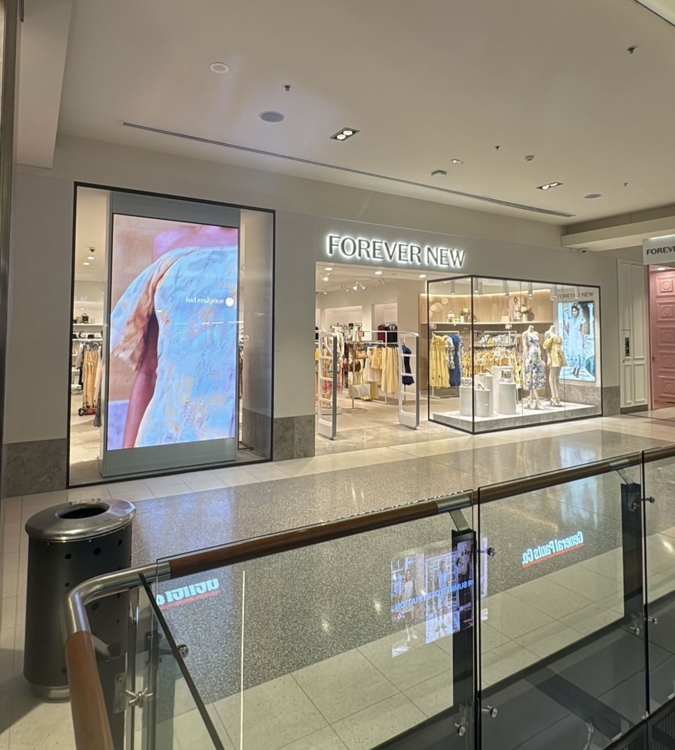 Shop Fit-Outs photo 1
